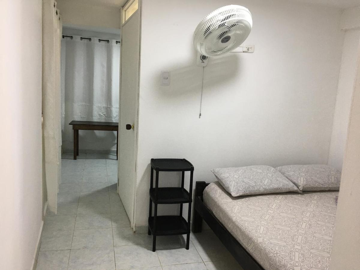 Sunny Beach Apartments Сан-Андрес Экстерьер фото