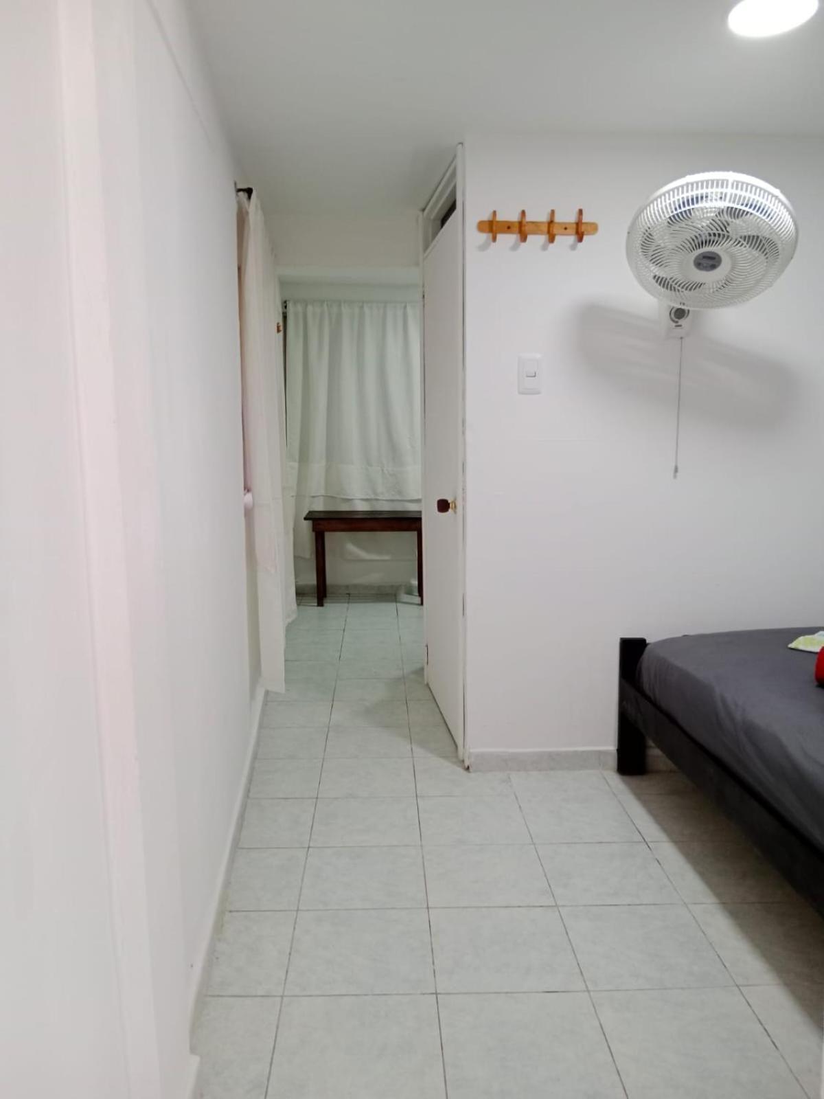 Sunny Beach Apartments Сан-Андрес Экстерьер фото