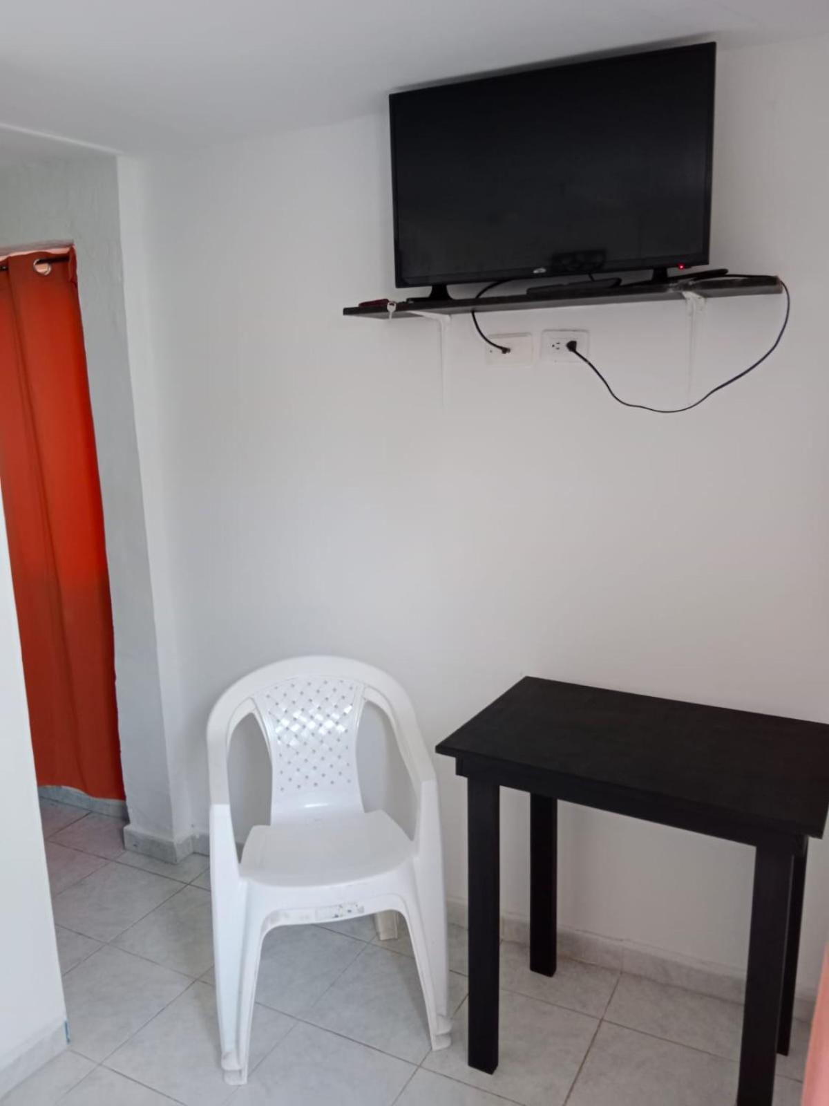 Sunny Beach Apartments Сан-Андрес Экстерьер фото